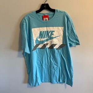 Nike Men's Graphic Tee